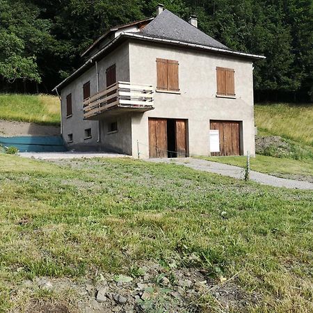 Tourmalet Villa Кампан Екстериор снимка
